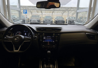 Подержанный автомобиль Nissan X-Trail 2022 года (9 фото)