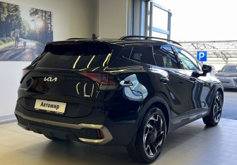 Подержанный автомобиль Kia Sportage 2022 года (4 фото)