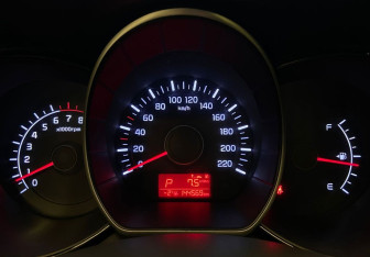 Подержанный автомобиль Kia Rio Sedan 2017 года (7 фото)