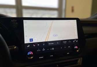 Новый Lexus RX 2023 (20 фото)