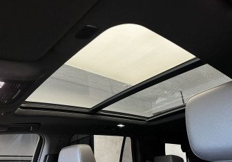 Подержанный автомобиль Chevrolet Tahoe 2021 года (10 фото)
