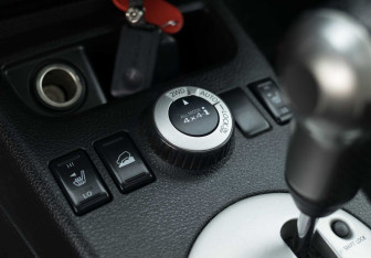 Подержанный автомобиль Nissan X-Trail 2008 года (16 фото)