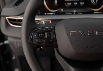 Подержанный автомобиль Exeed LX 2024 года (12 фото)