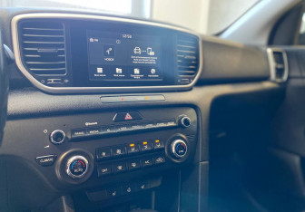 Подержанный автомобиль Kia Sportage 2020 года (11 фото)