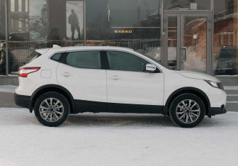Подержанный автомобиль Nissan Qashqai 2018 года (4 фото)
