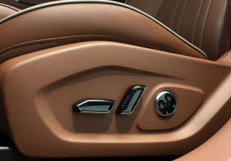 Подержанный автомобиль Voyah Free 2023 года (23 фото)