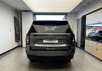 Подержанный автомобиль Chevrolet Tahoe 2021 года (5 фото)