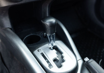 Подержанный автомобиль Mitsubishi Outlander 2008 года (15 фото)