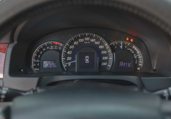 Подержанный автомобиль Toyota Camry Sedan 2012 года (13 фото)