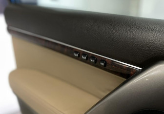 Подержанный автомобиль Toyota Land Cruiser Suv 2008 года (22 фото)