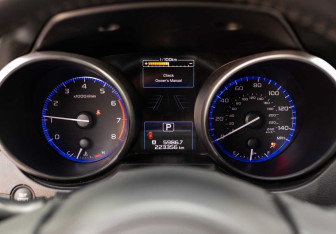 Подержанный автомобиль Subaru Legacy Sedan 2017 года (13 фото)