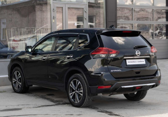 Подержанный автомобиль Nissan X-Trail 2019 года (7 фото)