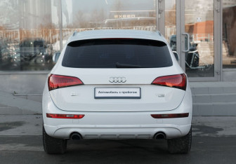Подержанный автомобиль Audi Q5 2013 года (6 фото)
