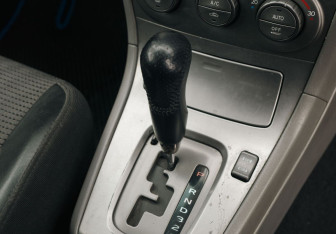 Подержанный автомобиль Subaru Forester Suv 2002 года (15 фото)