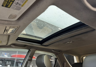 Подержанный автомобиль Lexus RX 2001 года (9 фото)