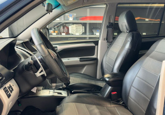 Подержанный автомобиль Mitsubishi Pajero Sport 2010 года (10 фото)