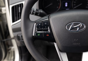 Подержанный автомобиль Hyundai Creta 2018 года (12 фото)