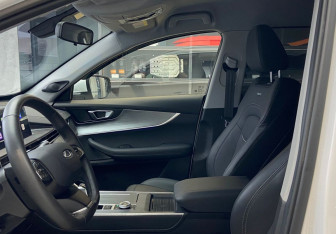 Подержанный автомобиль Chery Tiggo 7 Pro Max 2023 года (12 фото)