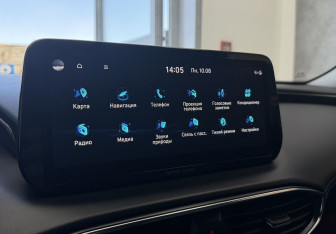 Подержанный автомобиль Hyundai Santa Fe 2021 года (12 фото)