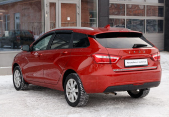 Подержанный автомобиль LADA (ВАЗ) Vesta Wagon 2021 года (7 фото)