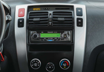 Подержанный автомобиль Hyundai Tucson 2007 года (13 фото)