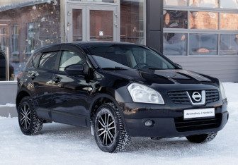 Подержанный автомобиль Nissan Qashqai 2007 года (3 фото)