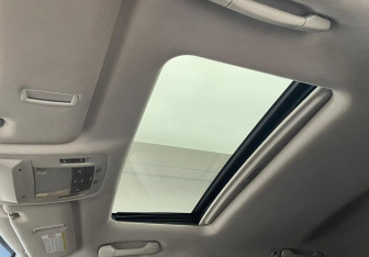 Подержанный автомобиль Lexus RX 2009 года (24 фото)