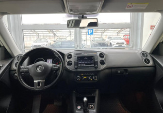Подержанный автомобиль Volkswagen Tiguan 2012 года (11 фото)