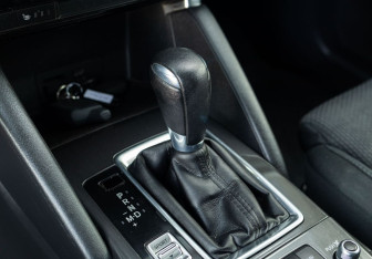 Подержанный автомобиль Mazda CX-5 2015 года (15 фото)