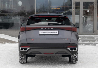 Подержанный автомобиль Omoda C5 2023 года (6 фото)