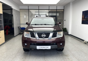 Подержанный автомобиль Nissan Pathfinder 2007 года (3 фото)