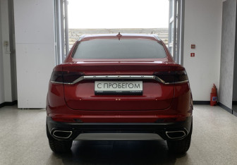 Подержанный автомобиль Geely Tugella 2021 года (5 фото)