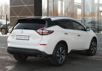 Подержанный автомобиль Nissan Murano Suv 2020 года (5 фото)