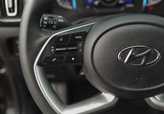 Подержанный автомобиль Hyundai Creta 2022 года (12 фото)