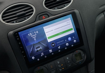 Подержанный автомобиль Ford Focus Sedan 2007 года (14 фото)