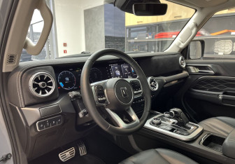 Подержанный автомобиль Tank 300 2023 года (7 фото)