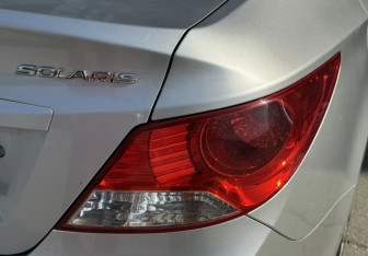 Подержанный автомобиль Hyundai Solaris Sedan 2013 года (13 фото)