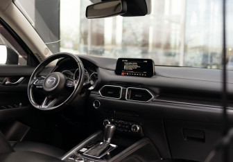 Подержанный автомобиль Mazda CX-5 2018 года (10 фото)