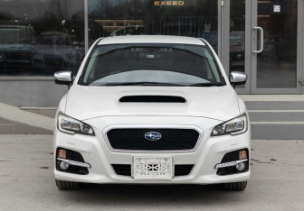 Подержанный автомобиль Subaru Levorg 2014 года (2 фото)