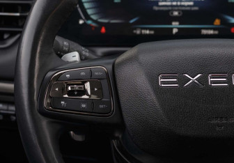 Подержанный автомобиль Exeed TXL 2023 года (12 фото)