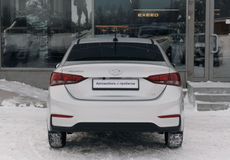 Подержанный автомобиль Hyundai Solaris Sedan 2018 года (6 фото)