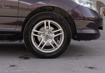 Подержанный автомобиль Honda Airwave 2007 года (9 фото)