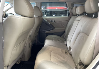 Подержанный автомобиль Nissan Murano Suv 2011 года (8 фото)