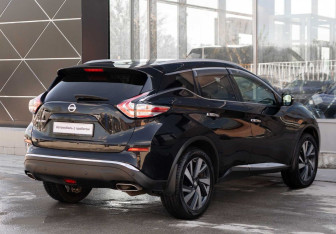 Подержанный автомобиль Nissan Murano Suv 2016 года (5 фото)