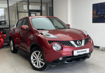 Подержанный автомобиль Nissan Juke 2014 года (3 фото)