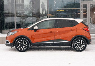Подержанный автомобиль Renault Captur 2013 года (8 фото)