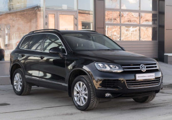 Подержанный автомобиль Volkswagen Touareg 2012 года (3 фото)