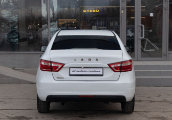 Подержанный автомобиль LADA (ВАЗ) Vesta Sedan 2020 года (6 фото)