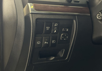 Подержанный автомобиль Toyota Land Cruiser Suv 2018 года (22 фото)