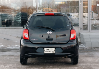 Подержанный автомобиль Nissan March Hatchback 2018 года (6 фото)